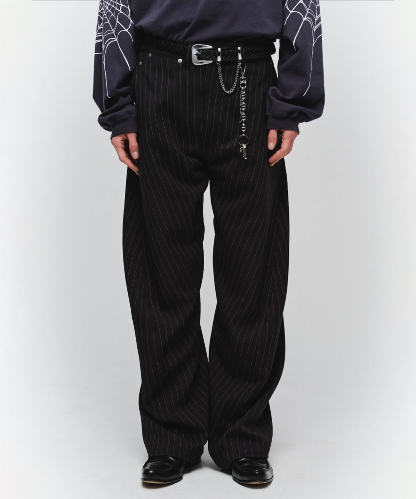 3D STRIPE CUTTING PANTS