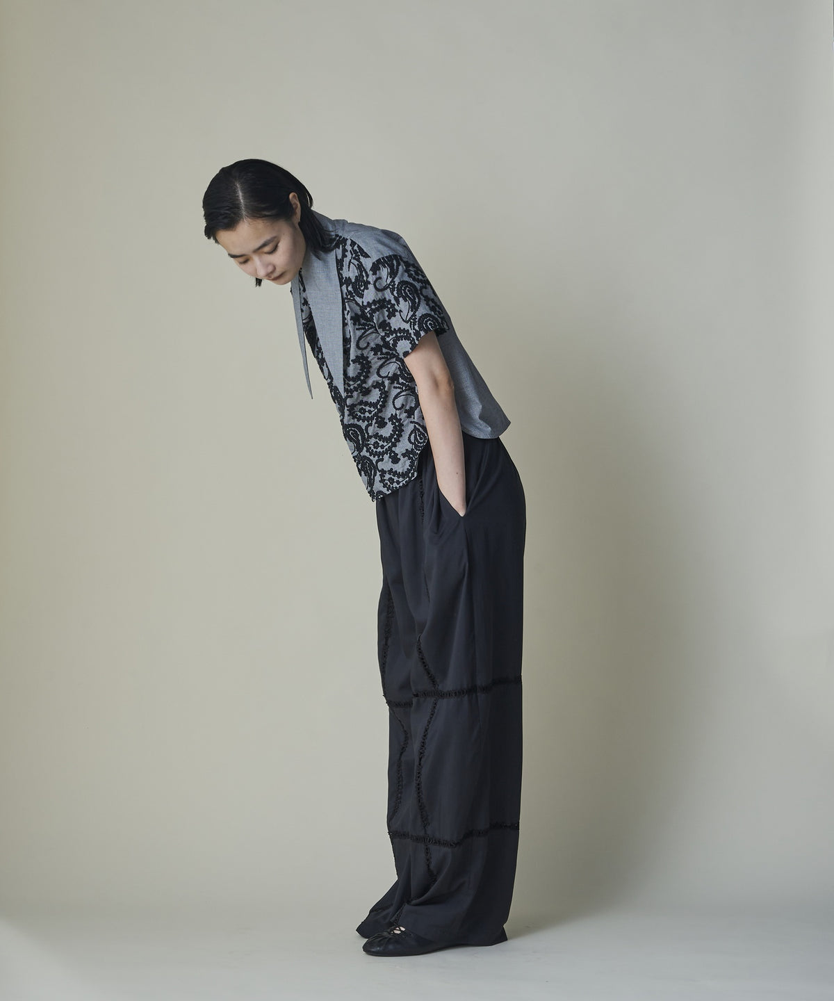 Layered Paisley Tie Collar Shirt