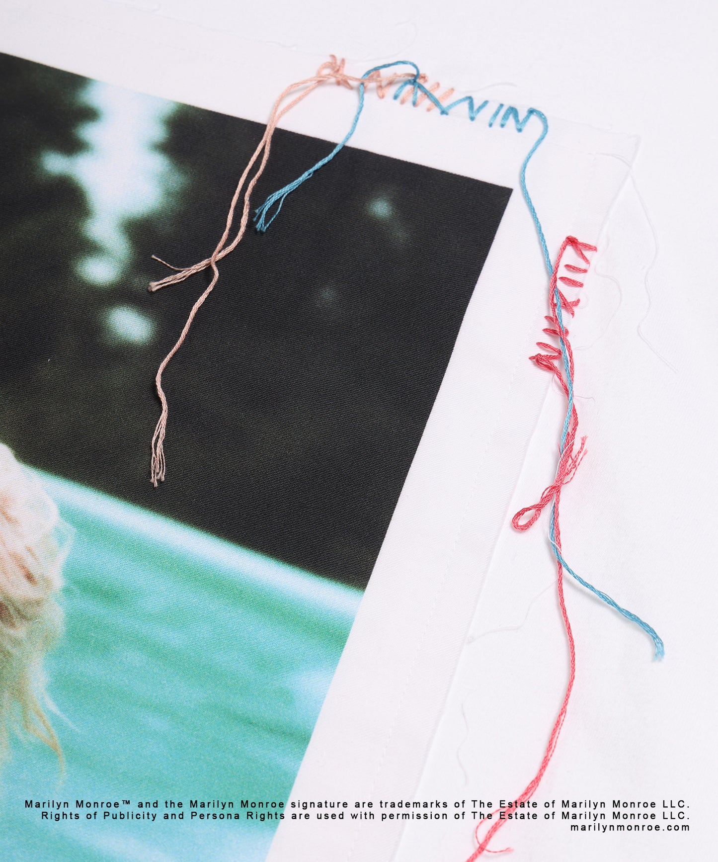 MARILYN MONROE TEE (POOL)