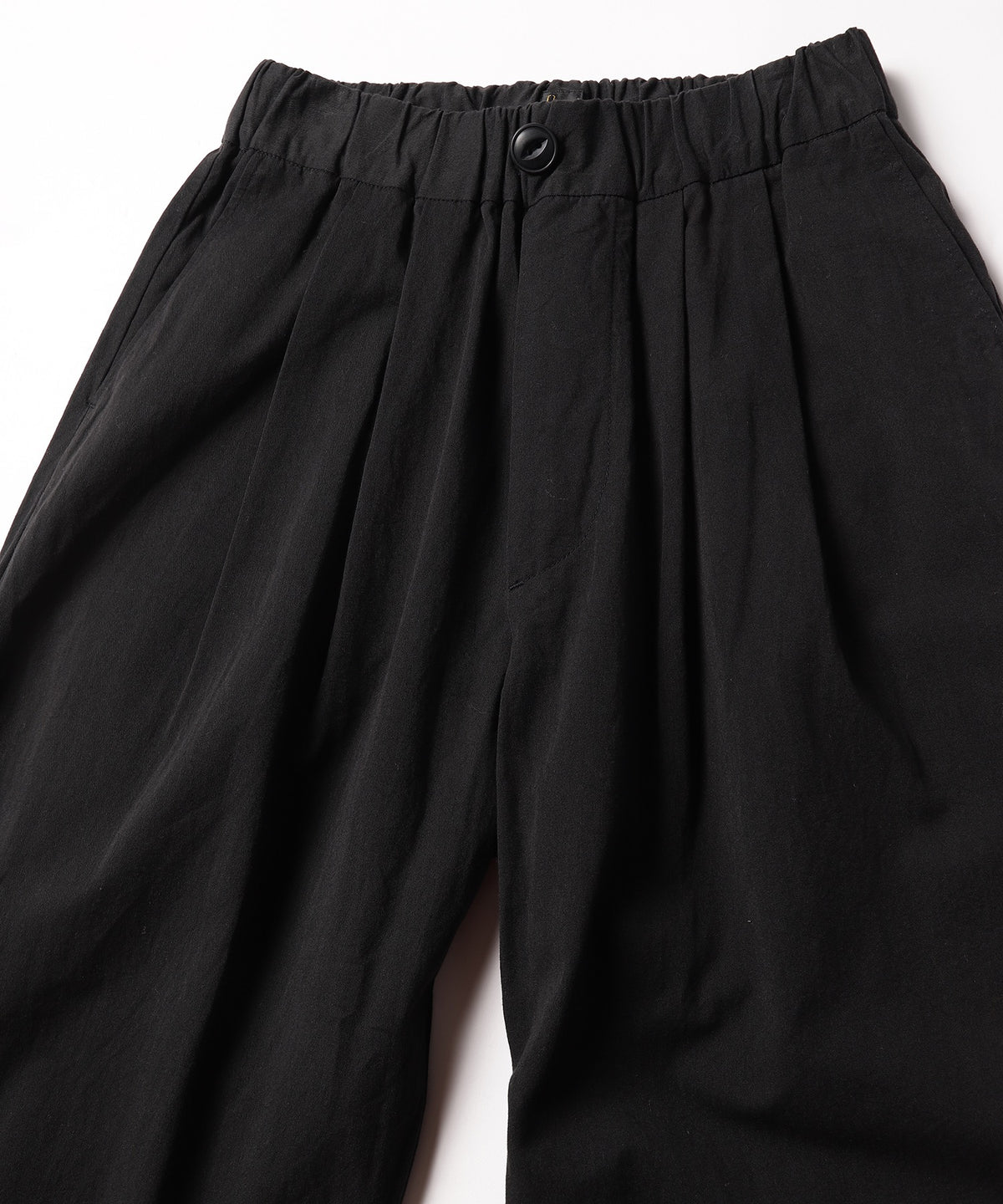 two-tuck wide pants