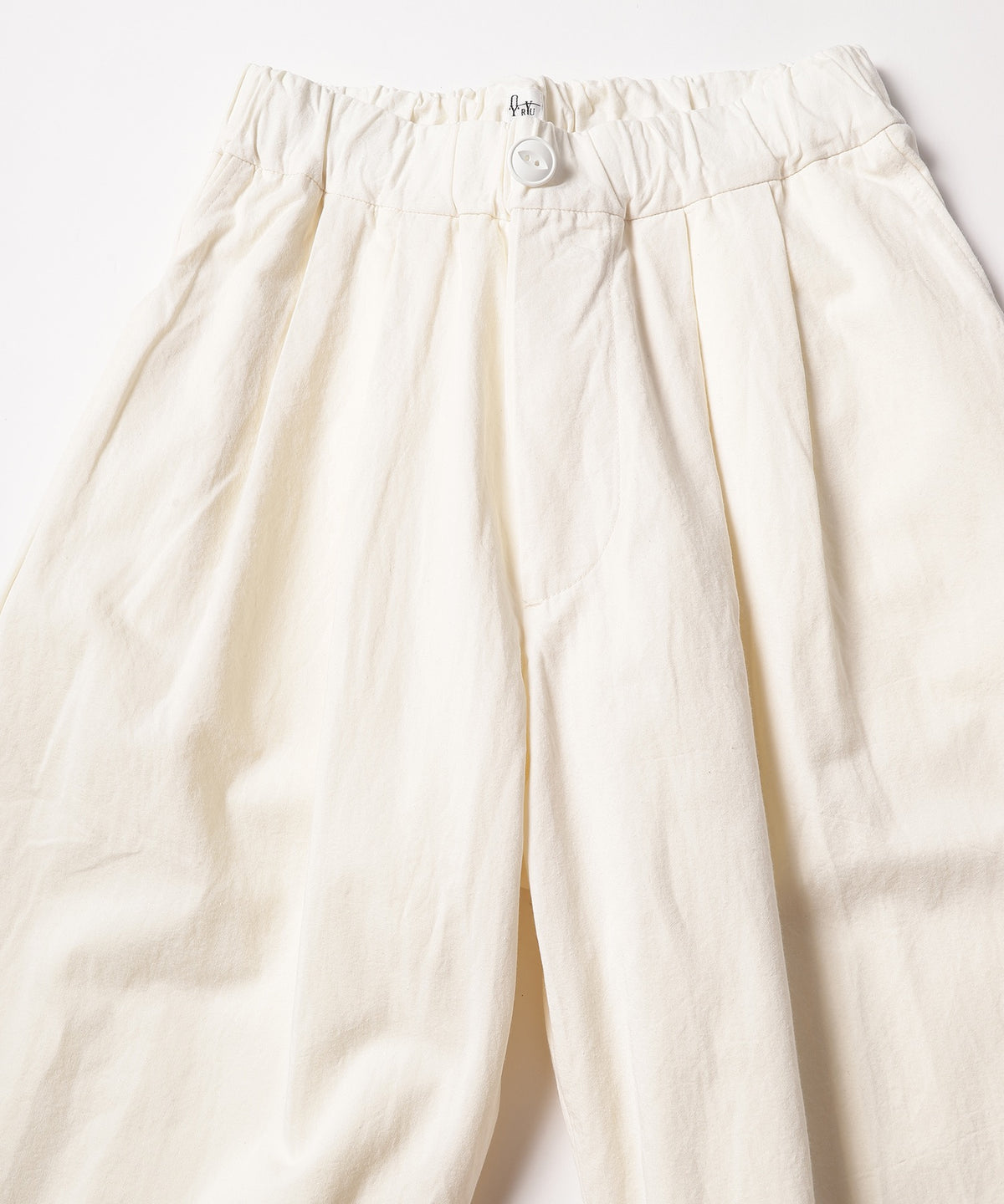 two-tuck wide pants