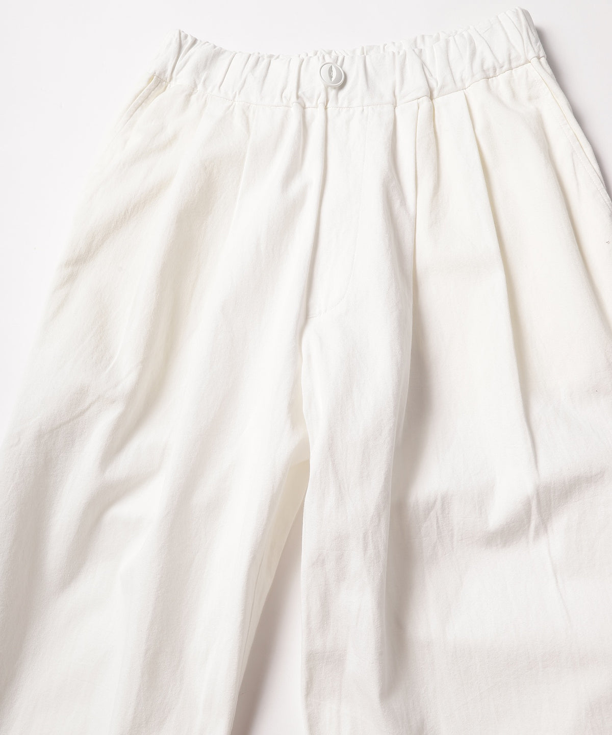 two-tuck wide pants