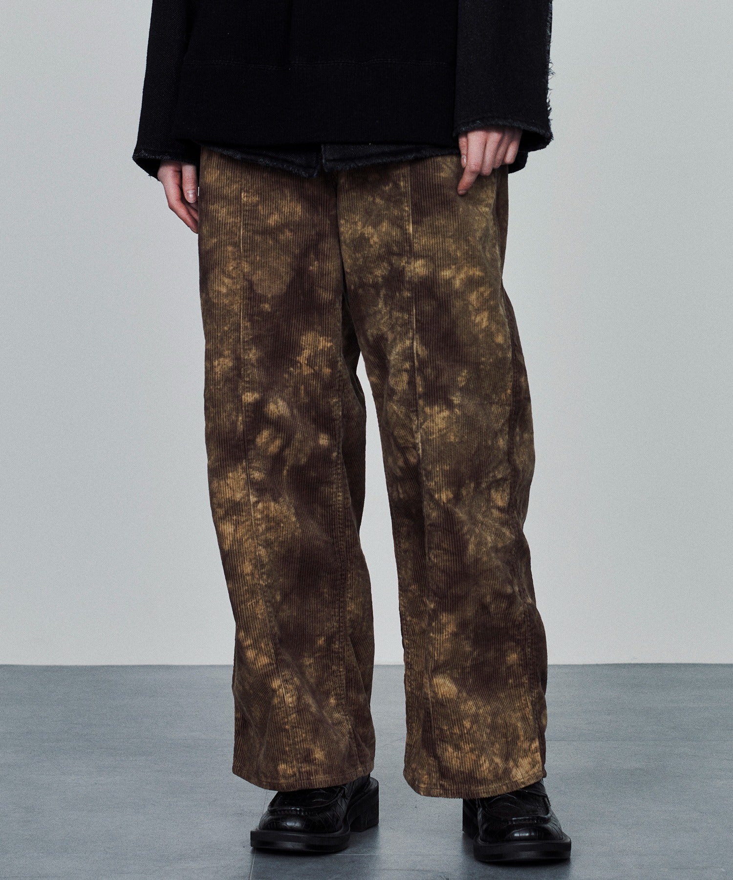 SWITCHING ZIP DYDE CORDUROY PANTS – ANLIO（アンリオ）