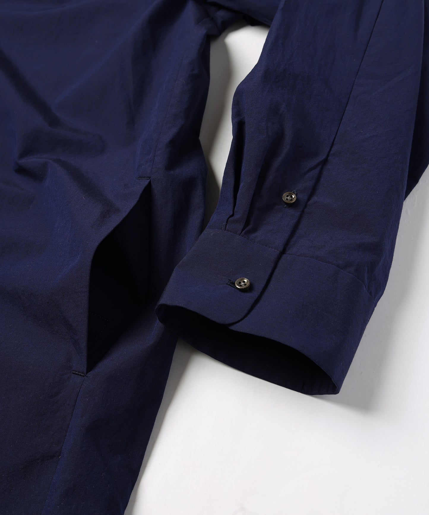 ヨークスリーブシャツ