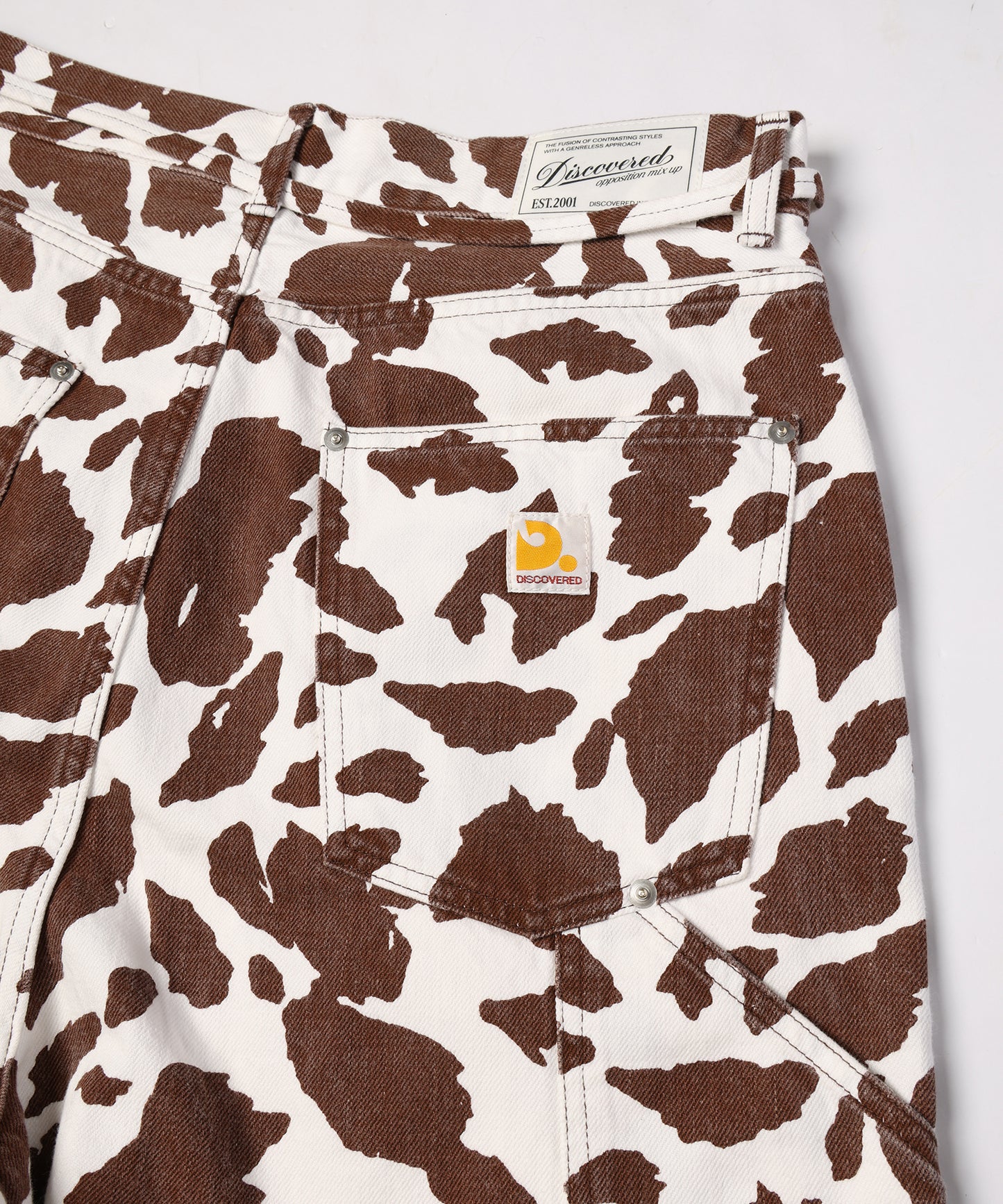 COW PRINT DOUBLE KNEE SHORTS