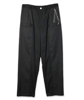 ブラック