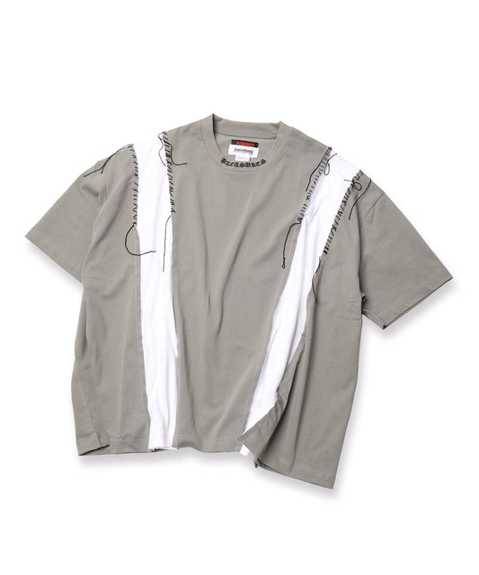 PLEASURES x DISCOVERED DOCKING WIDE TEE