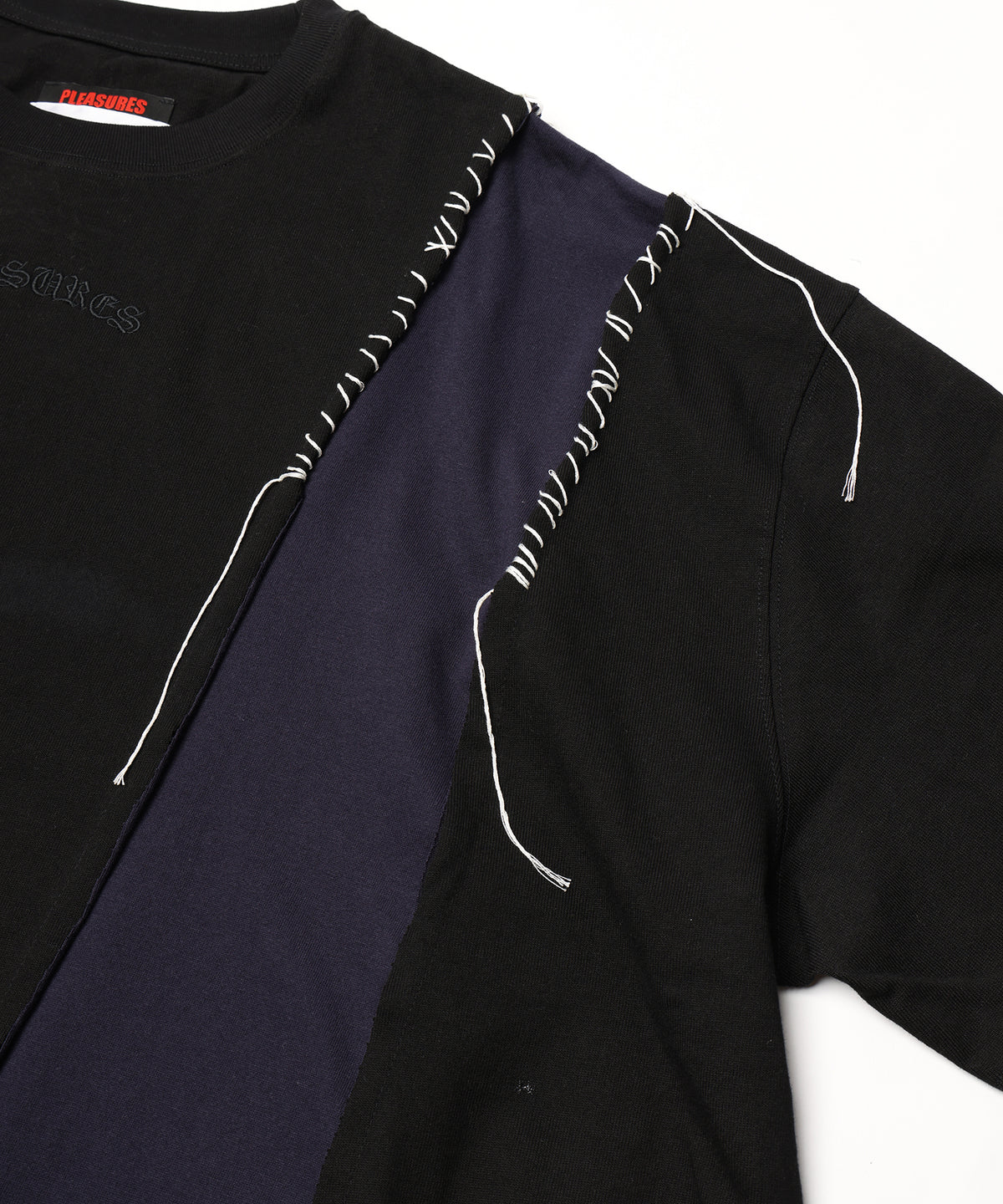 PLEASURES x DISCOVERED DOCKING WIDE TEE