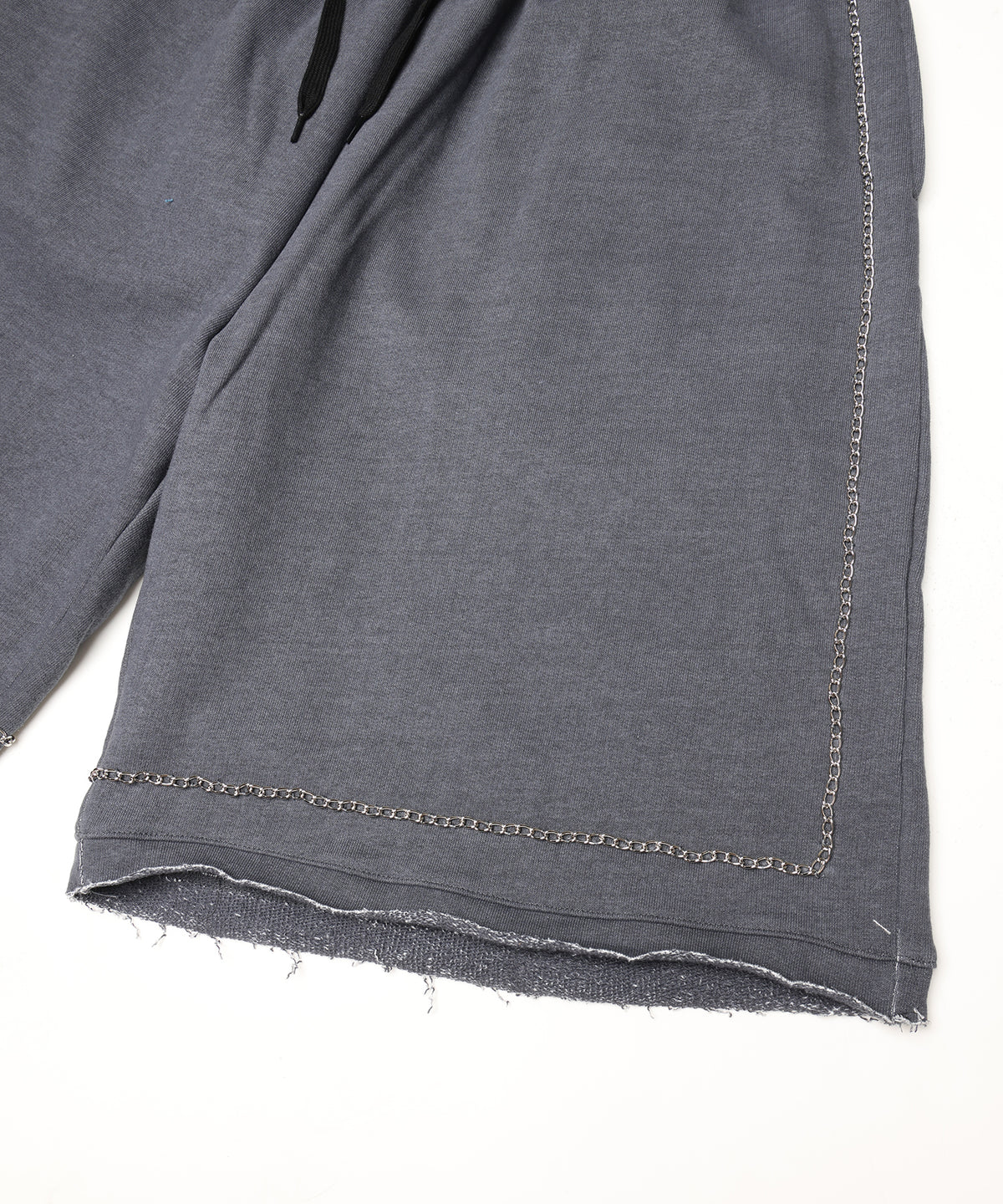 CHAIN SHORTS