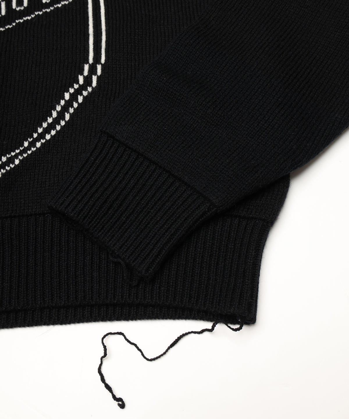 EMBLEM KNIT