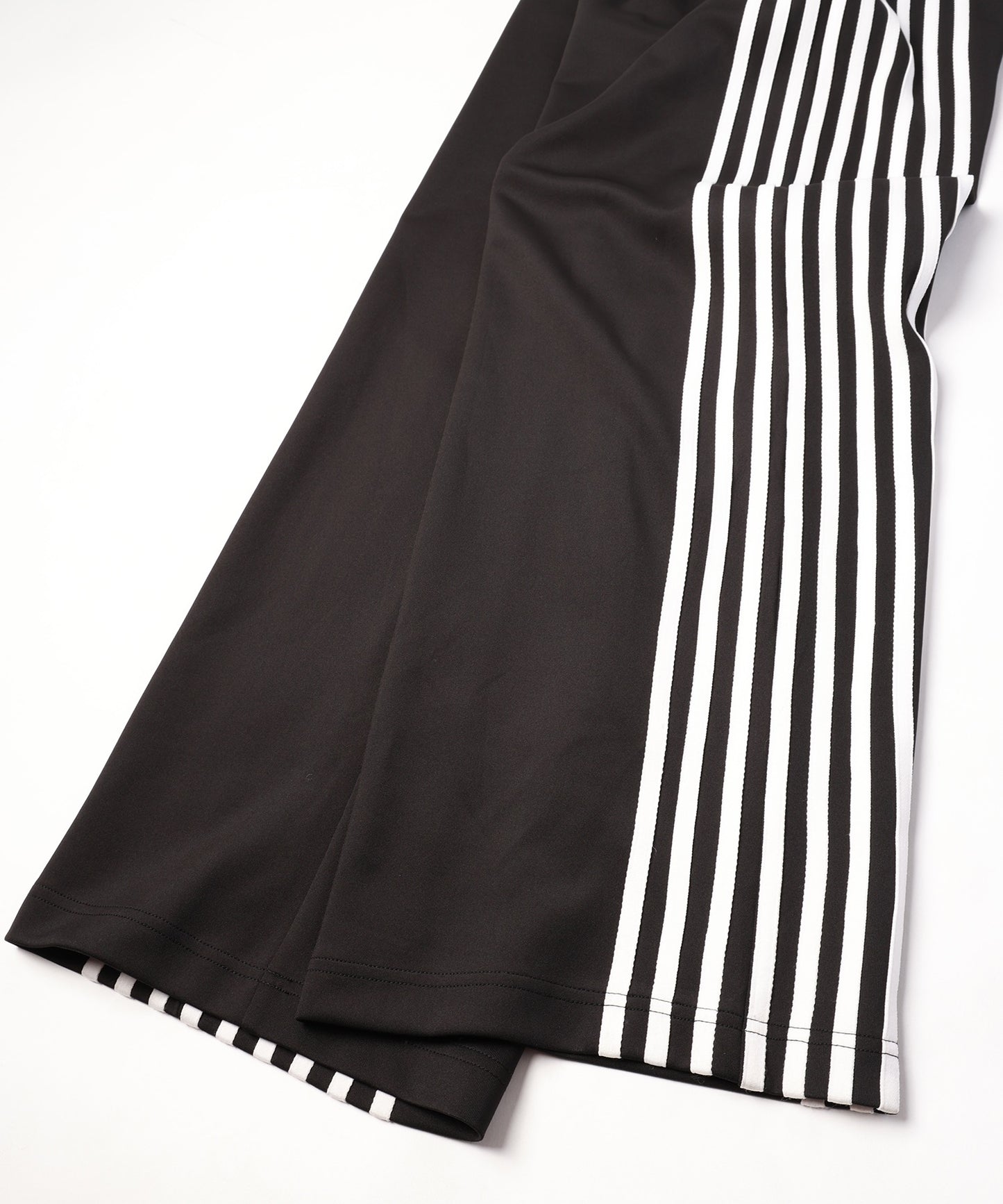 TRACK PANTS
