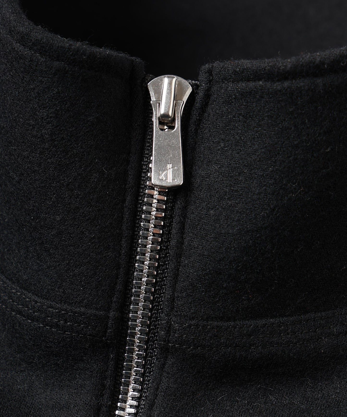 WOOL HALF ZIP