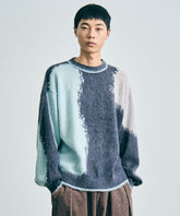 チャコールグレー