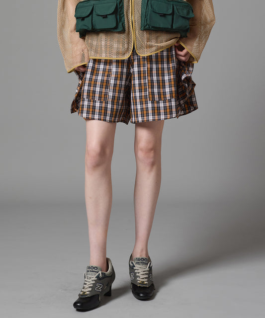 CHECK FRILL TRUCK SHORTS