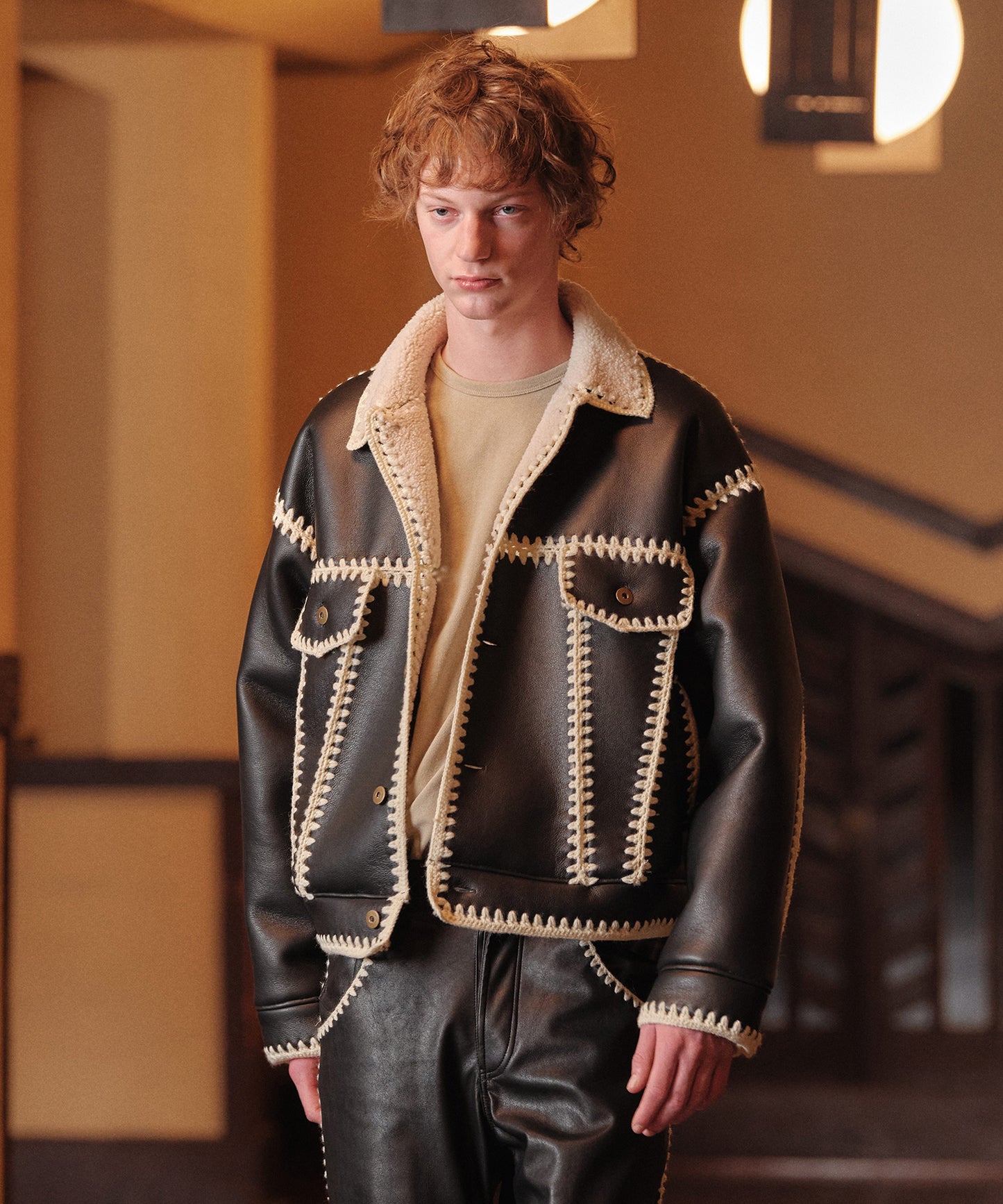 HAND KNITTING BOA BLOUSON