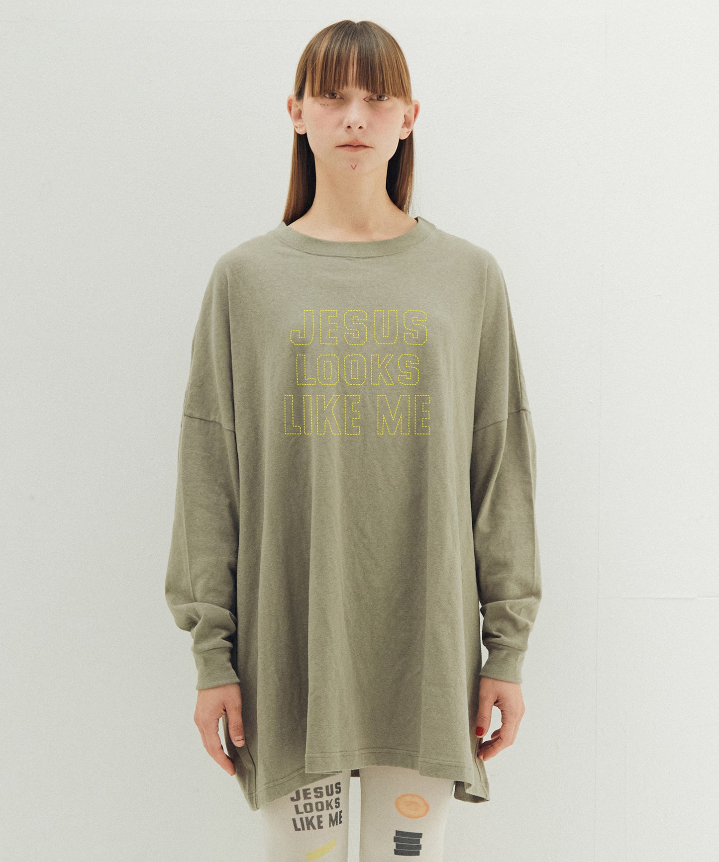JESUS LOOKS Emboroi L/S Tee