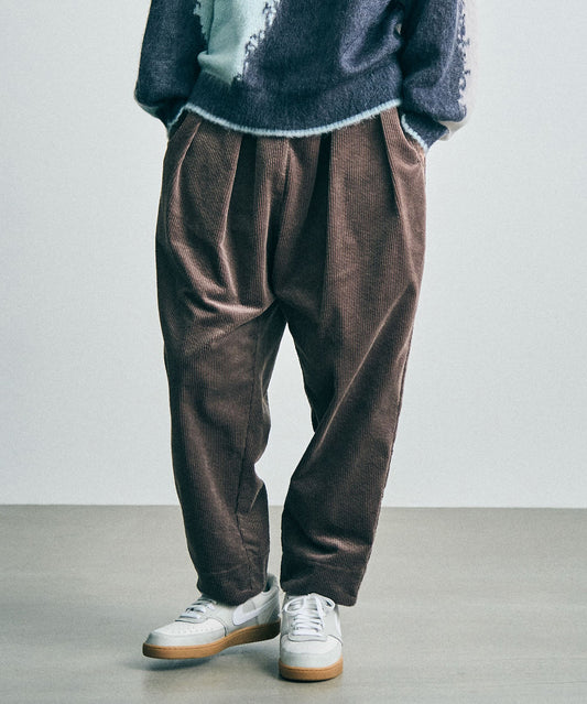 コーデュロイタックドローパンツ