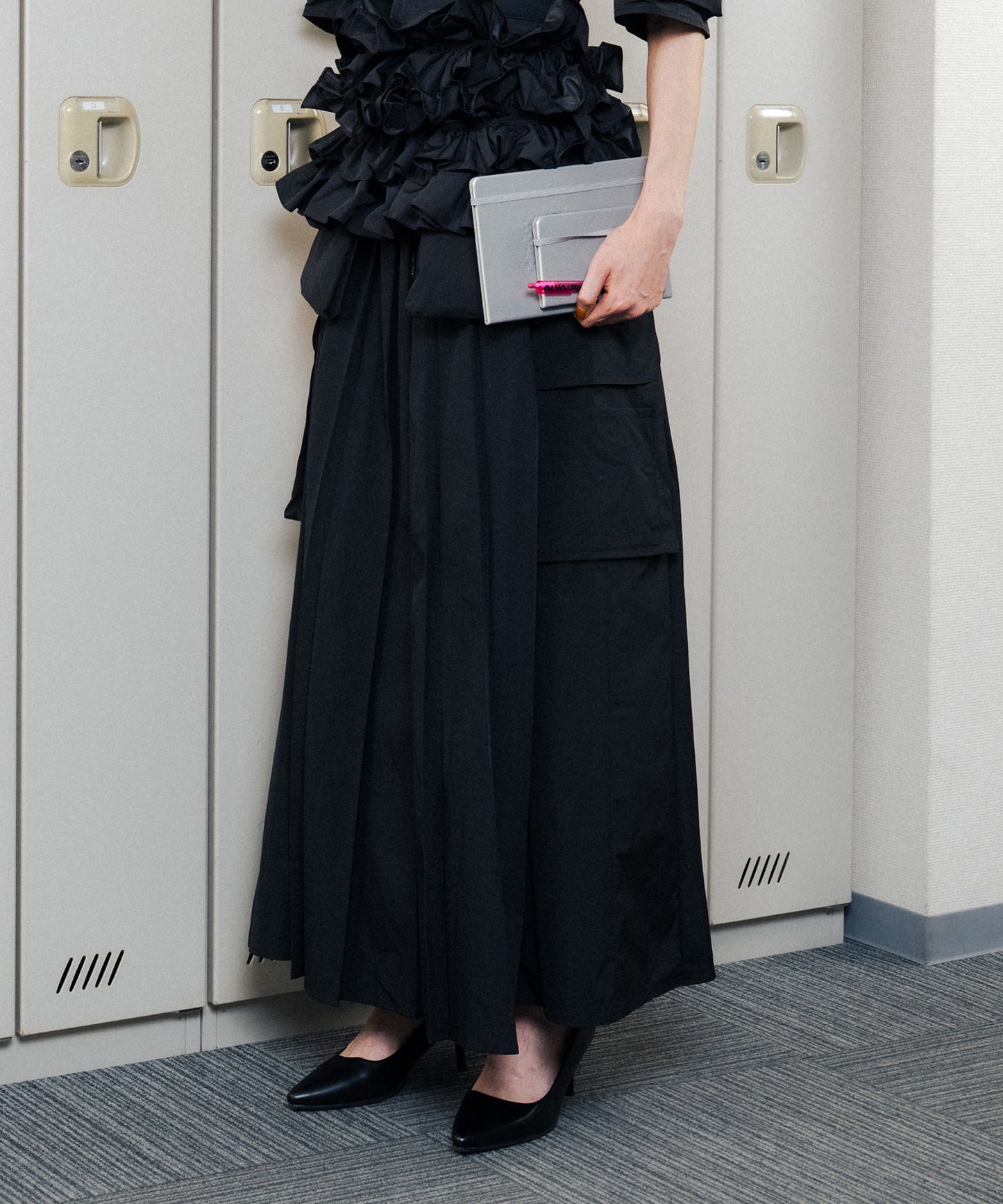 2WAY MULTIPOCKET PLEATS SKIRT