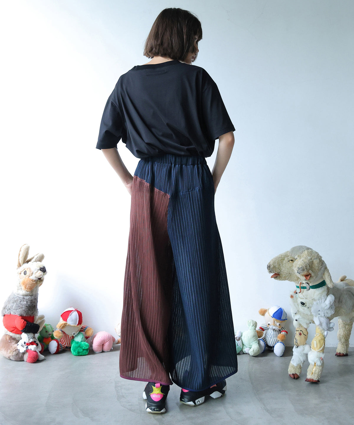 RELAXED PLEATED PANTS