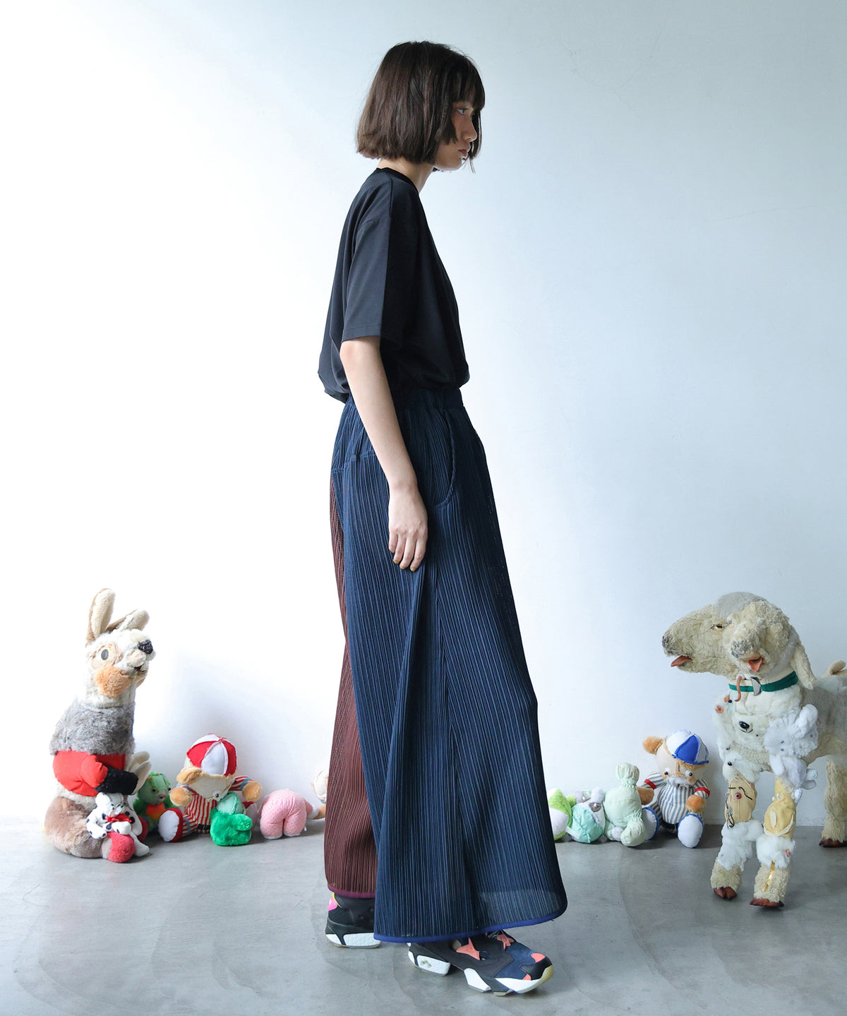 RELAXED PLEATED PANTS