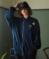 ブルー