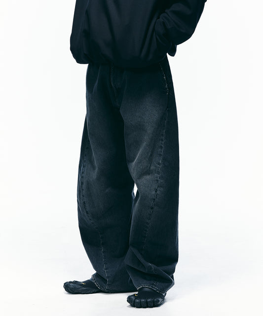 USED 3D CUTTING DENIM PANTS