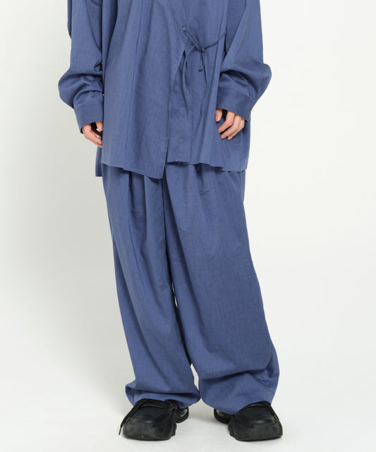 TRIPLE TUCK LINEN PANTS