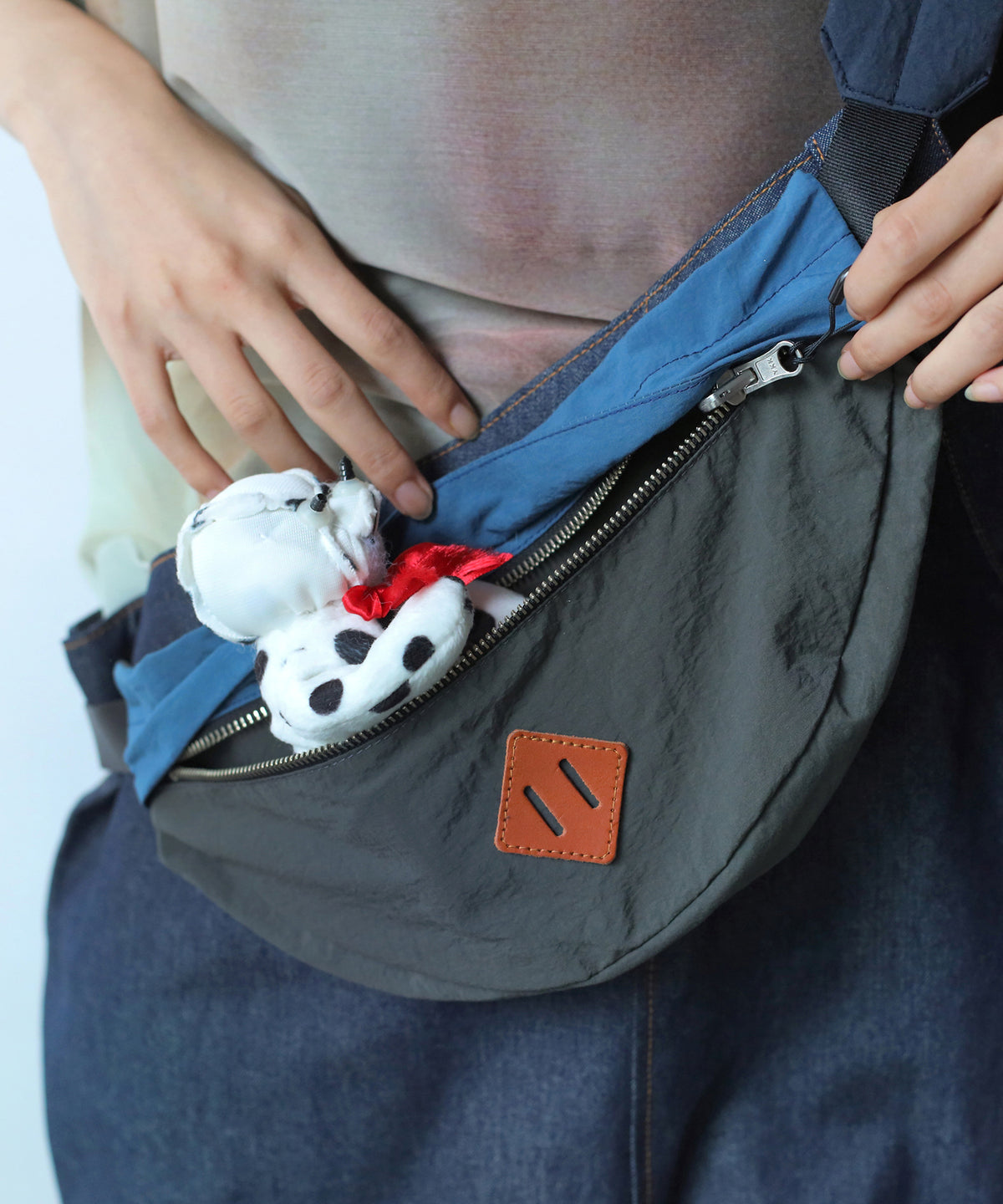 ONE-STRAP BAG SALOPETTE