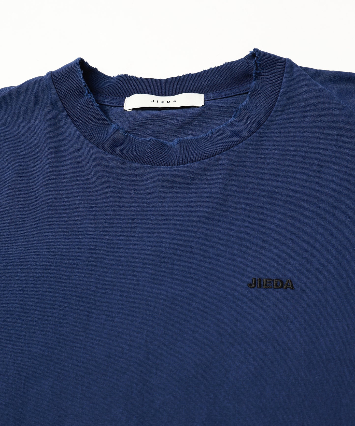 PIGMENT EMBROIDERY TEE