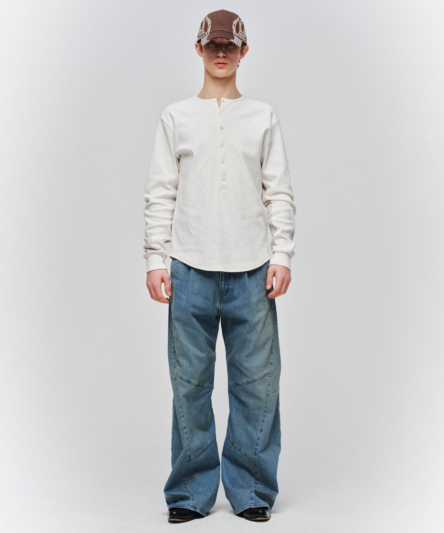 USED WASH ENGINEERED DRAPED FLARE DENIM PANTS