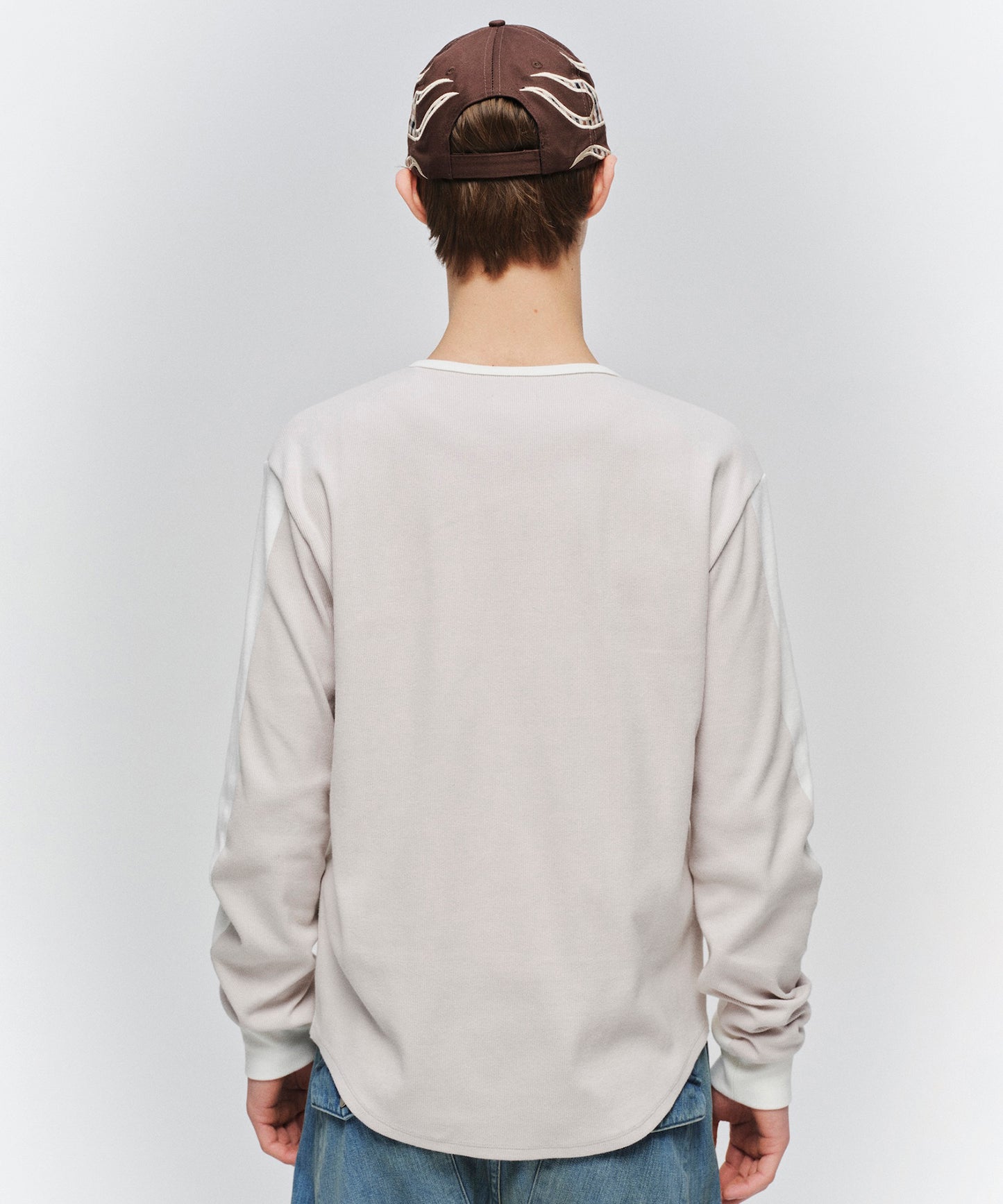 SWITCHING HENRY NECK L/S