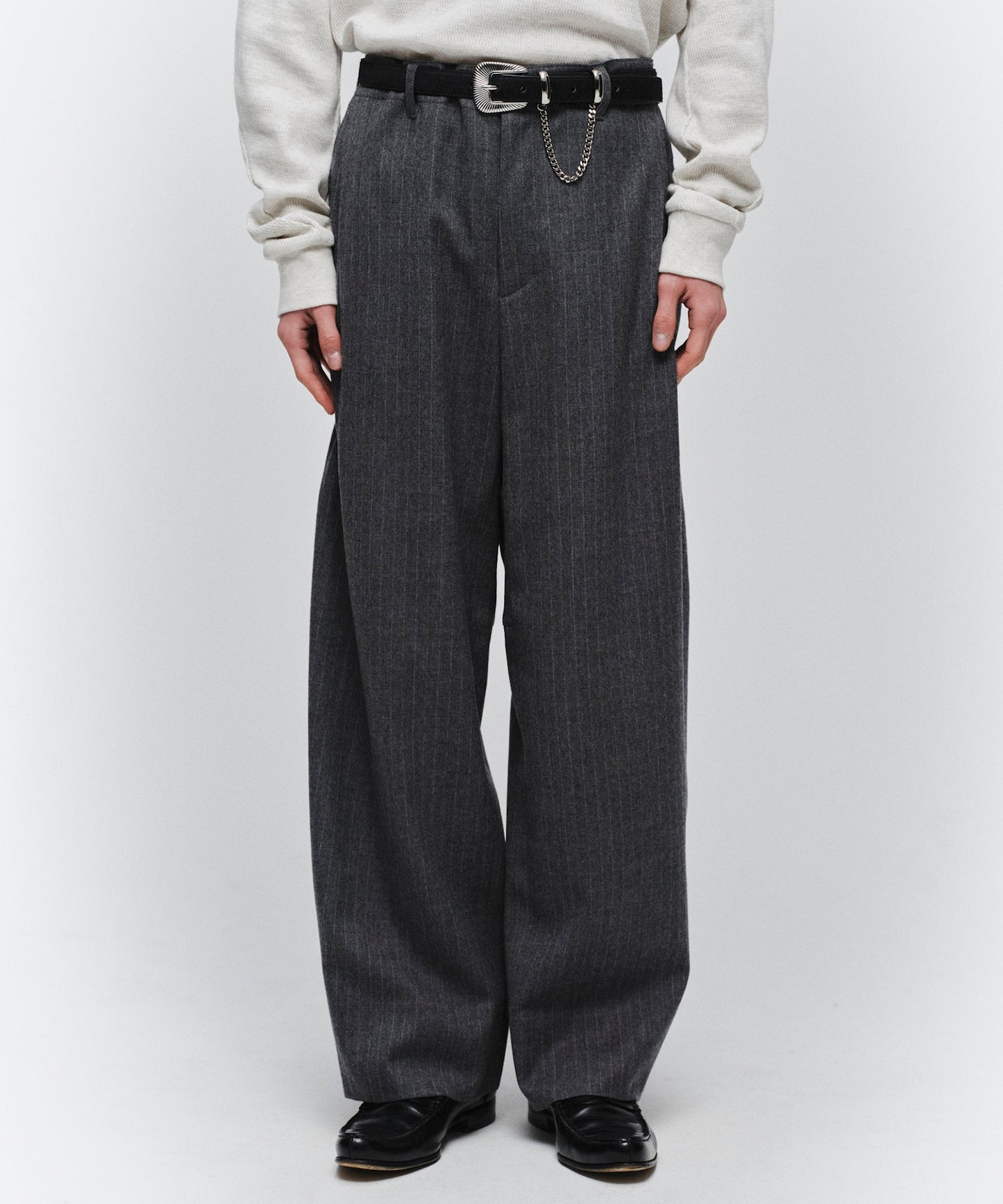 DRAPING TUCK SLACKS