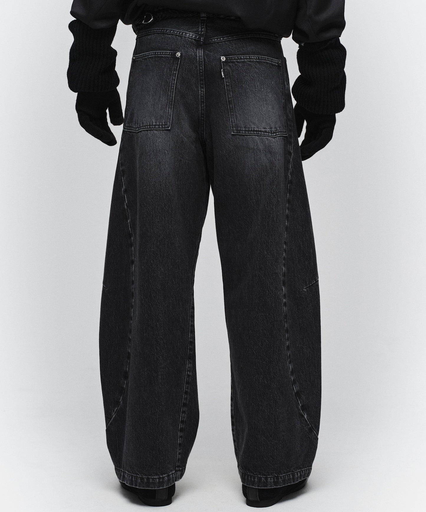 VINTAGE-FEEL DRAPED DENIM PANTS