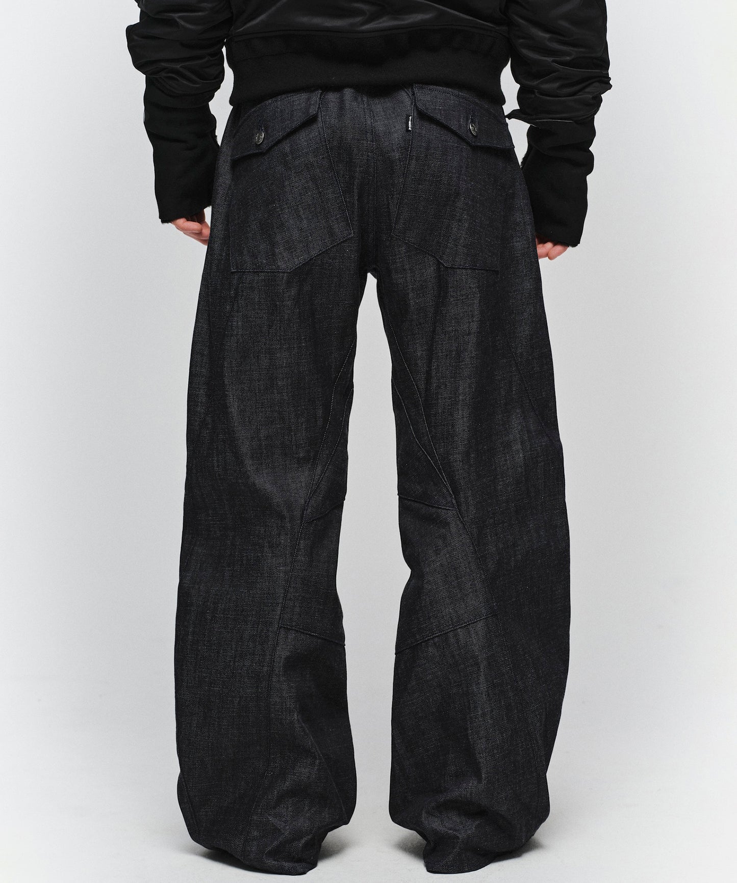 ENGINEERED DRAPING FLARE DENIM PANTS