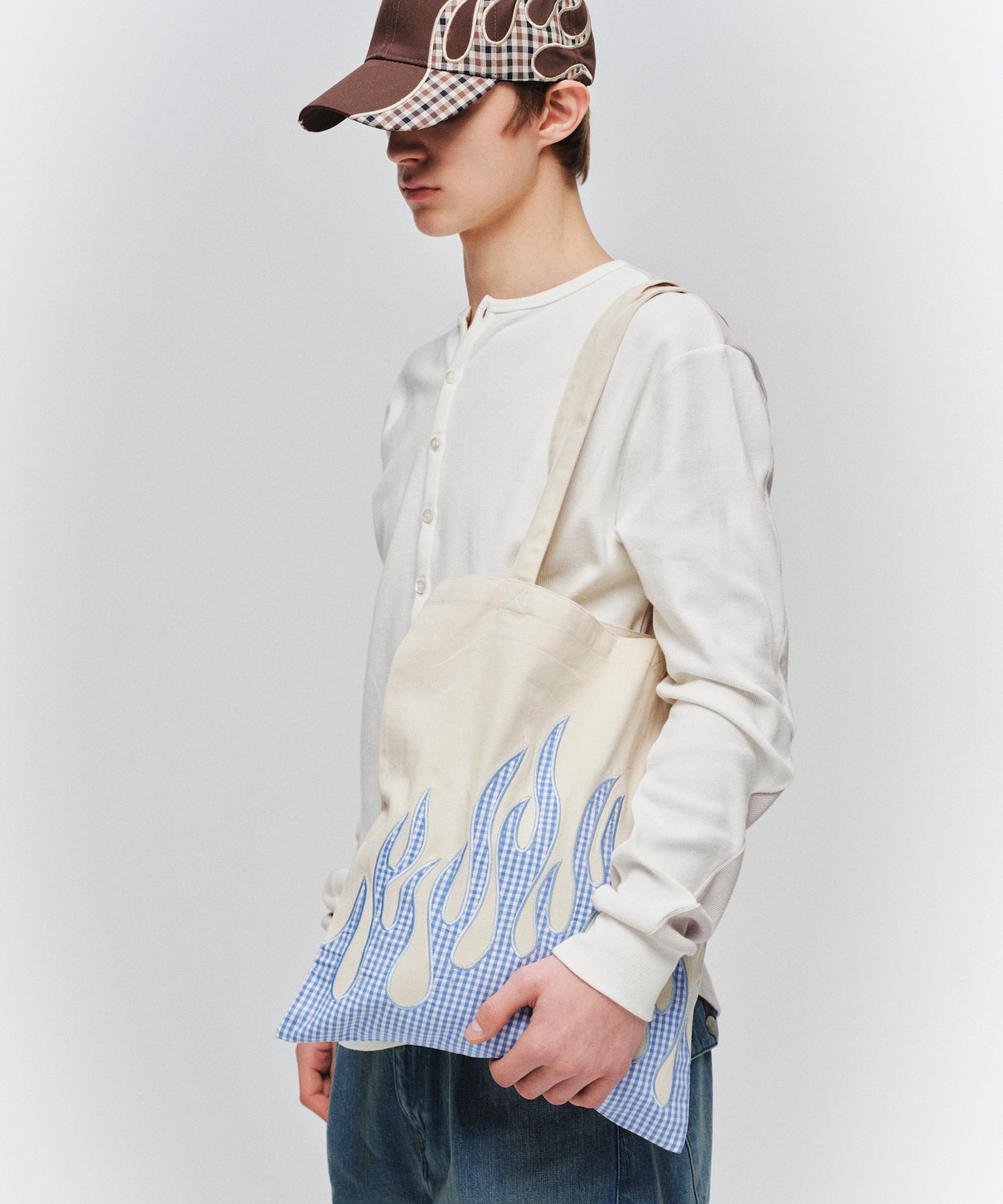 FLAME PATTERN TOTE BAG