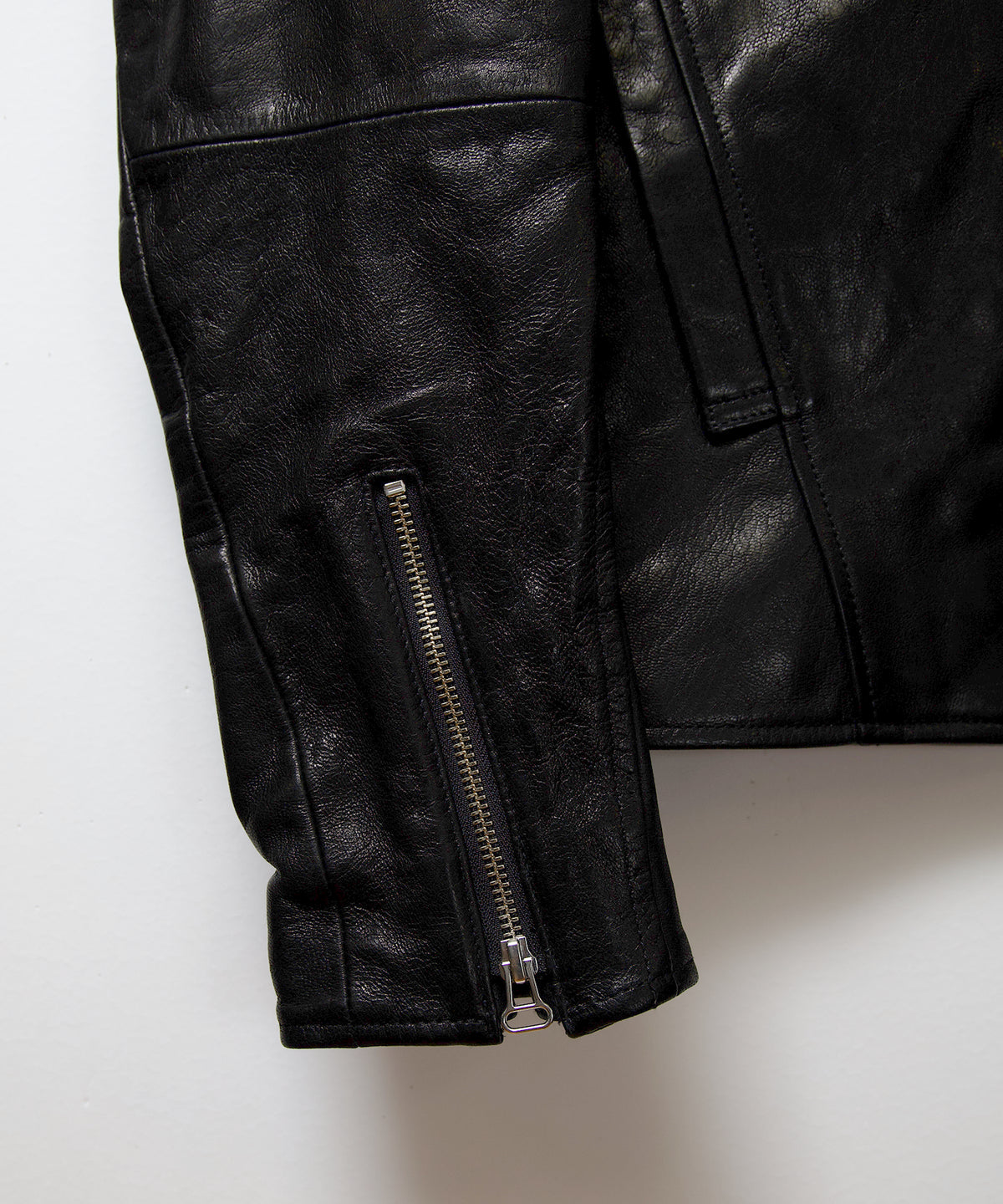 DRAPING LEATHER JACKET