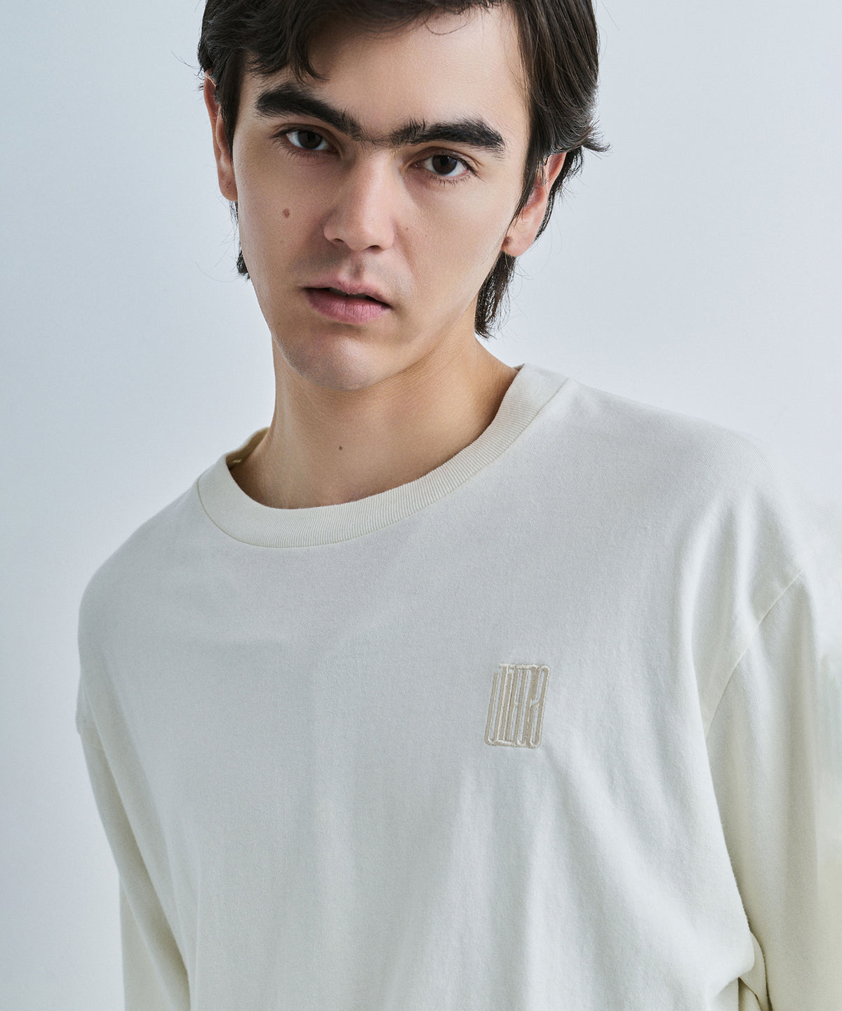 JIEDA EMBROIDERY FADE TEE