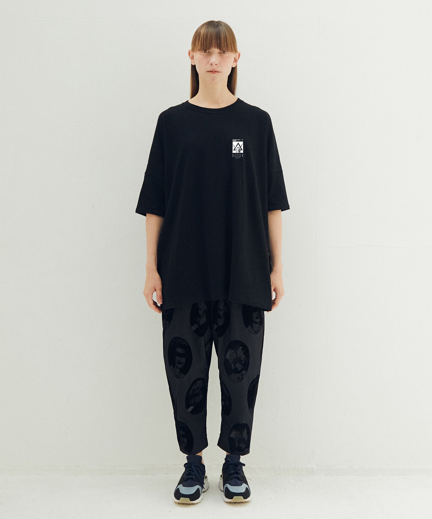 PEACE MAKER Tee