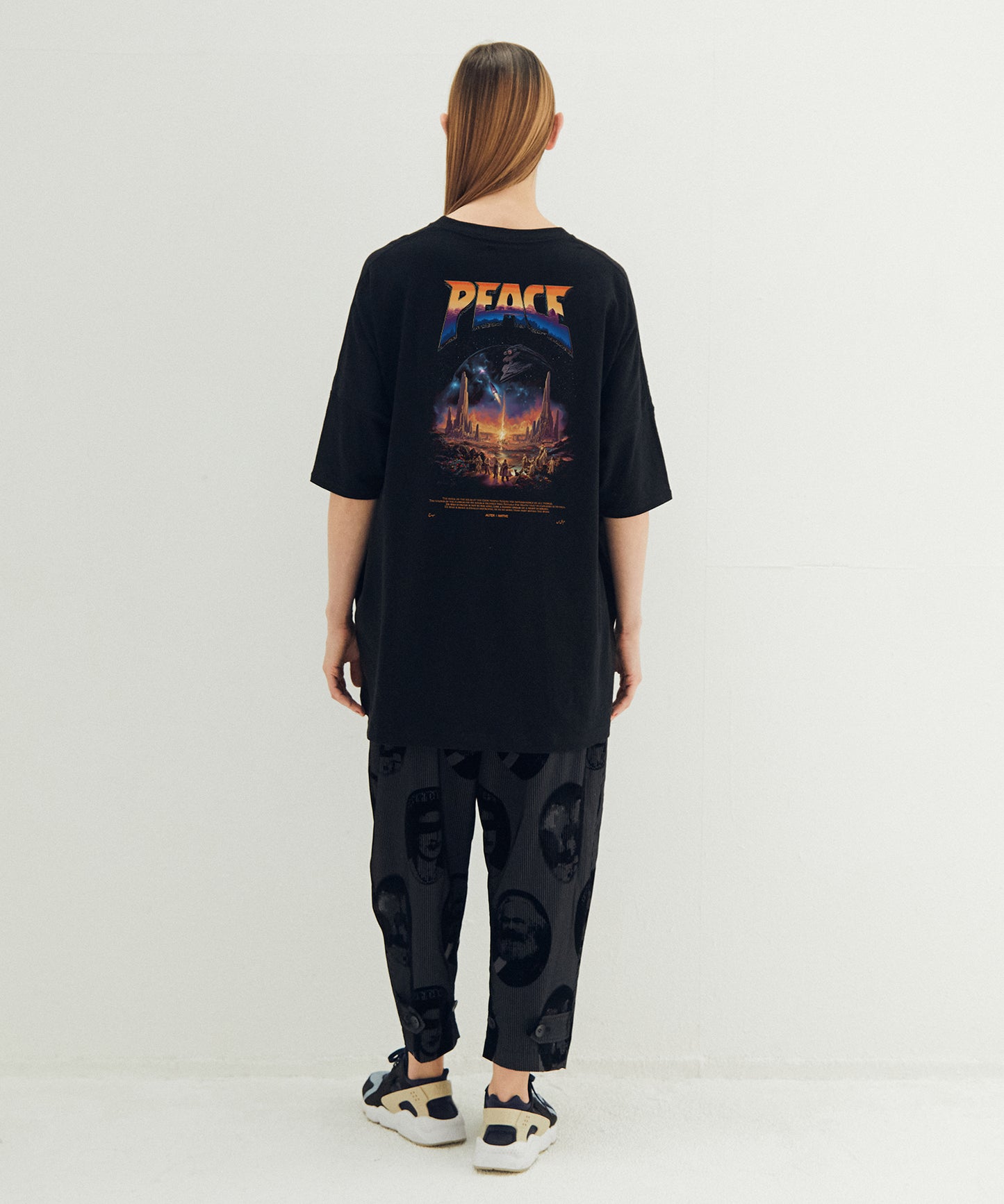 PEACE MAKER Tee