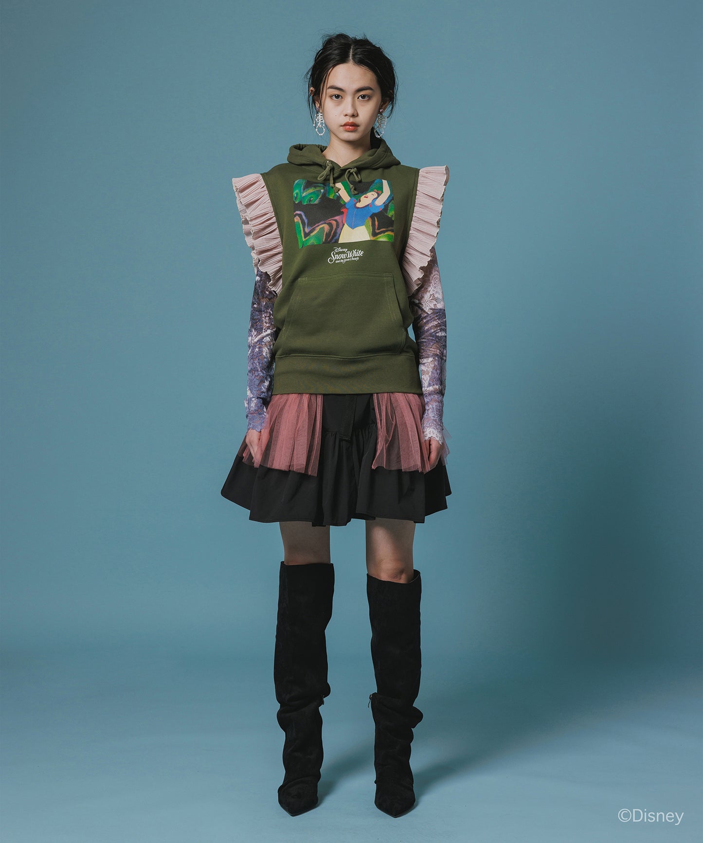 Disney 『Snow White』 NON TOKYO 　FRILL SLEEVE HOODIE