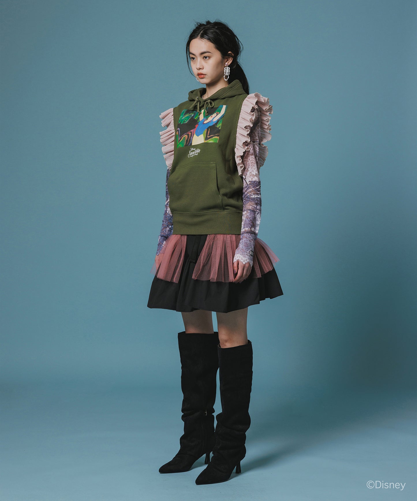 Disney 『Snow White』 NON TOKYO 　FRILL SLEEVE HOODIE