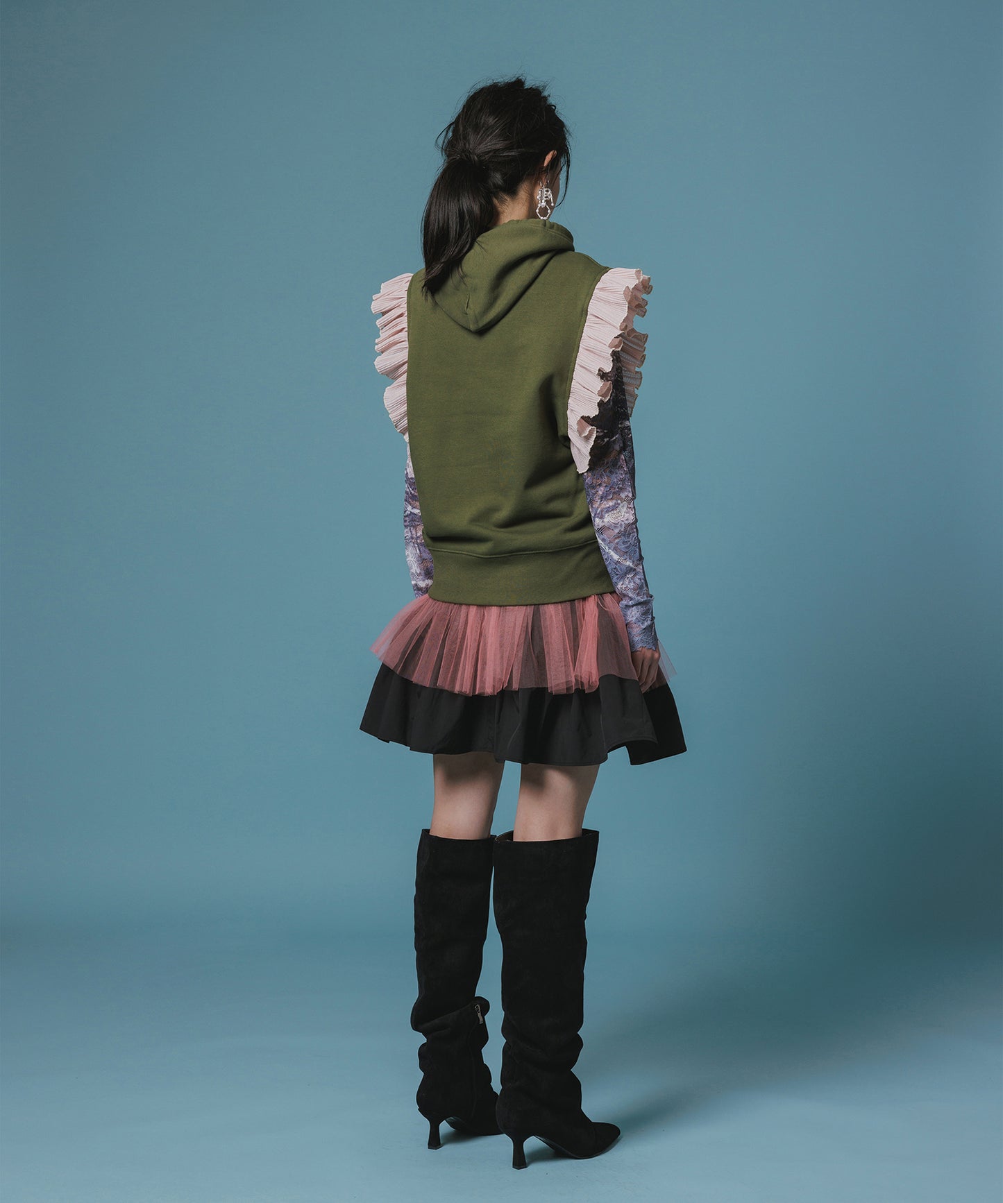 Disney 『Snow White』 NON TOKYO 　FRILL SLEEVE HOODIE