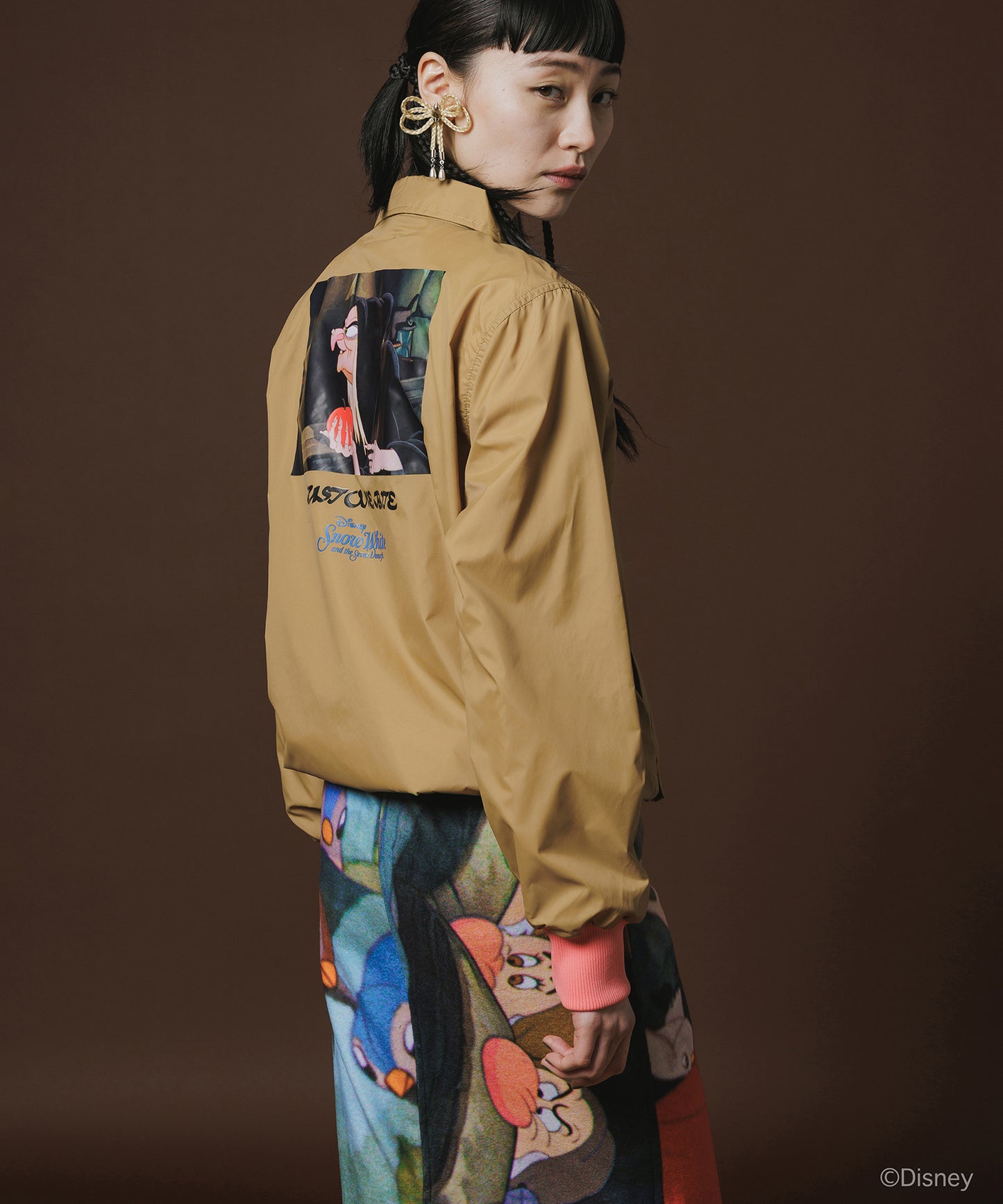 Disney 『Snow White』 NON TOKYO 　PRINT COACH JACKET(OLD HAG)