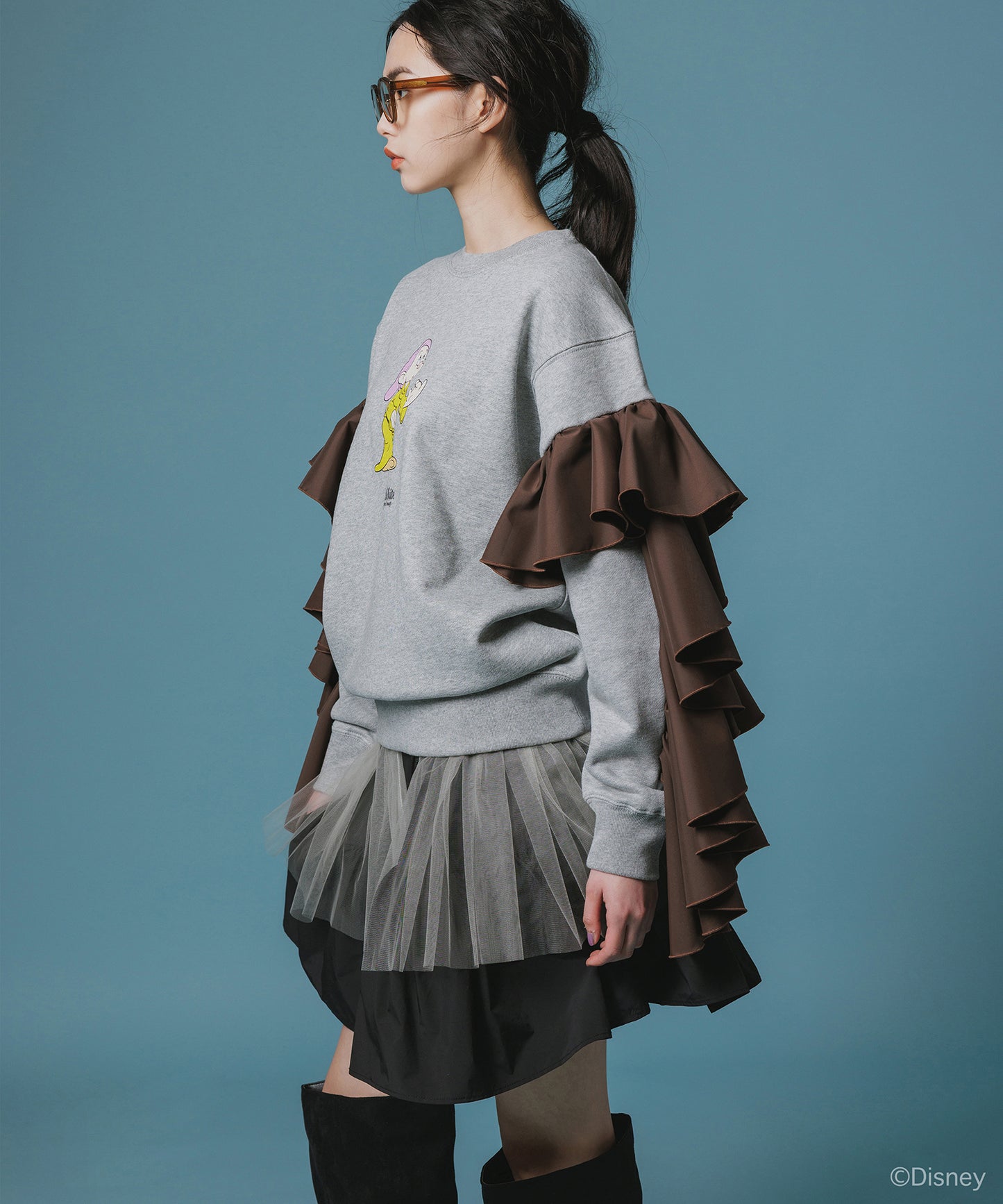 【Disney 『Snow White』 NON TOKYO 　FRILL SLEEVE PULLOVER SWEAT