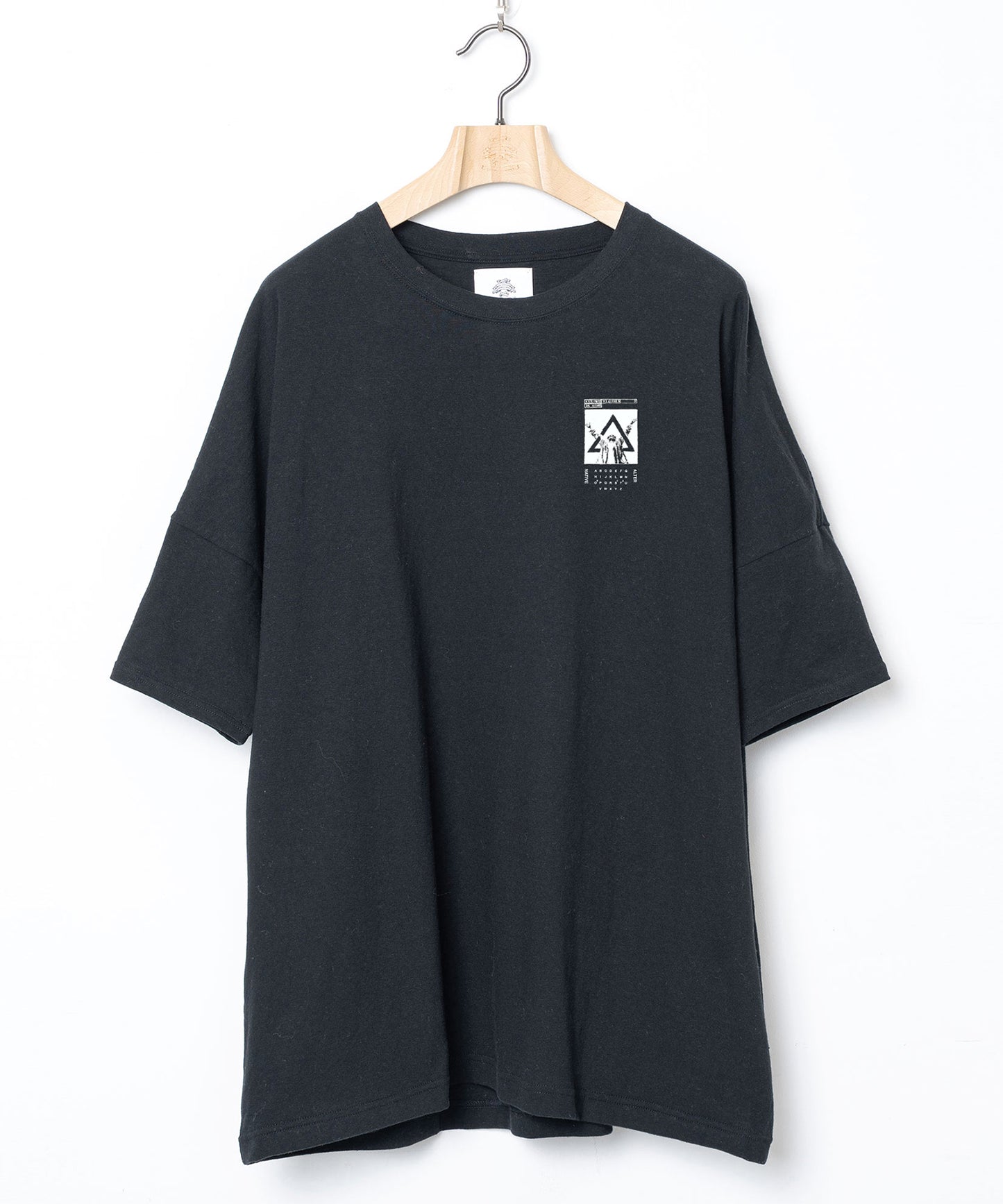 PEACE MAKER Tee
