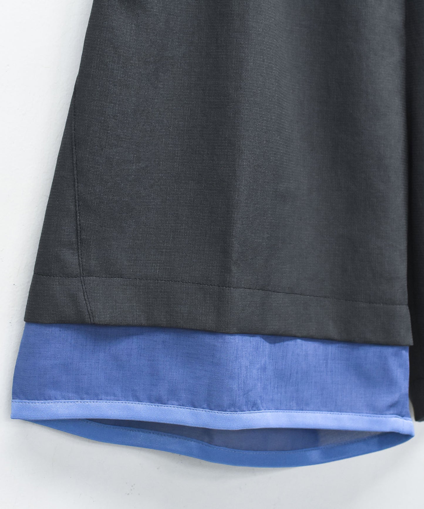 MELTING MIX SHORT PANTS