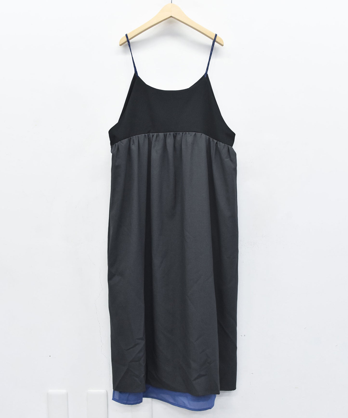 MELTING COLOR ONE-PIECE