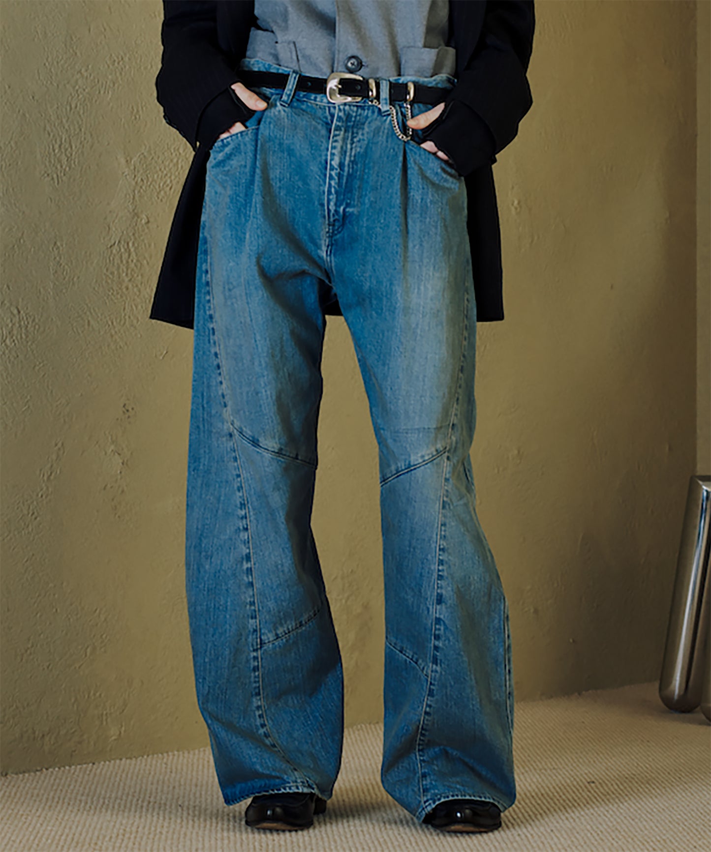 USED WASH ENGINEERED DRAPED FLARE DENIM PANTS