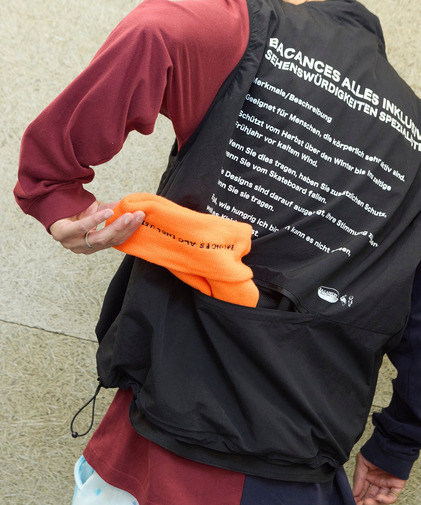 BC NYLON VEST[GERMAN EXPLANATIN]