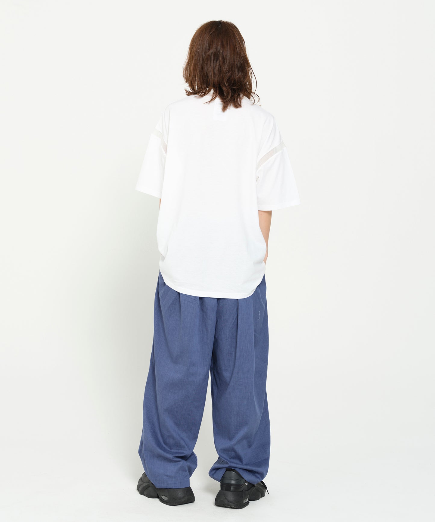 ONE-LOVE EMBROI SAMUE T-SHIRT